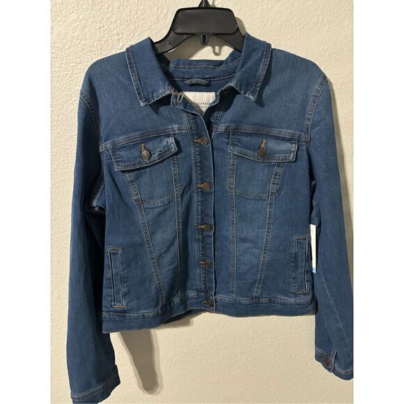 ❤️Classic Denim Jean Jacket - Picture 1 of 5